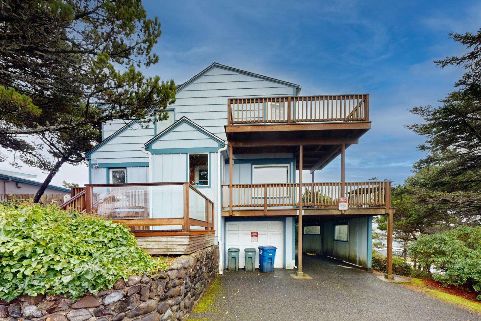 Blue Pacifica Villa Нюпорт Екстериор снимка
